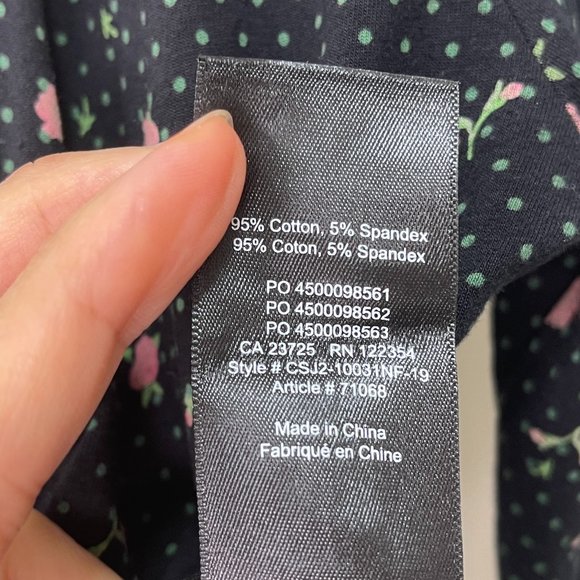 SUNDAY BEST Aritzia Floral Wrap Crop Top sz XS - Picture 8 of 9